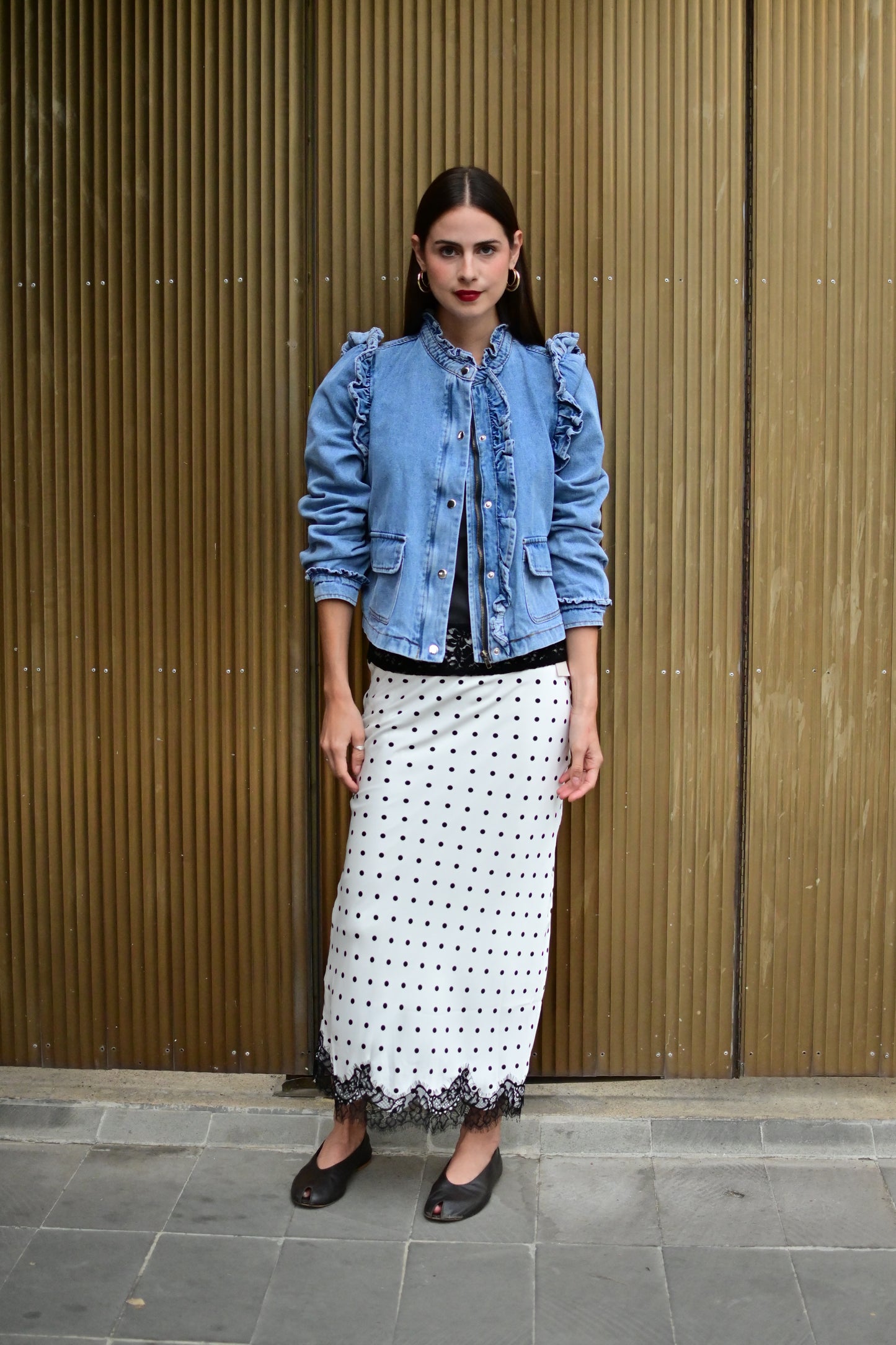 Falda blanca con lunares